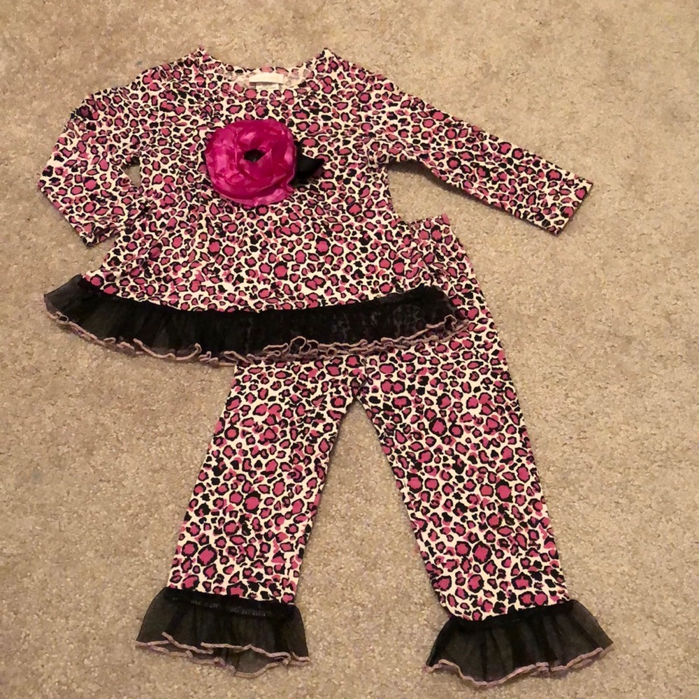 Leopard Print Ruffle Legging Set